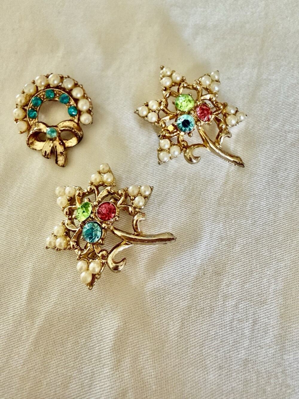 Vintage Seed Pearl & Turquoise Rhinestone Brooch Lot
